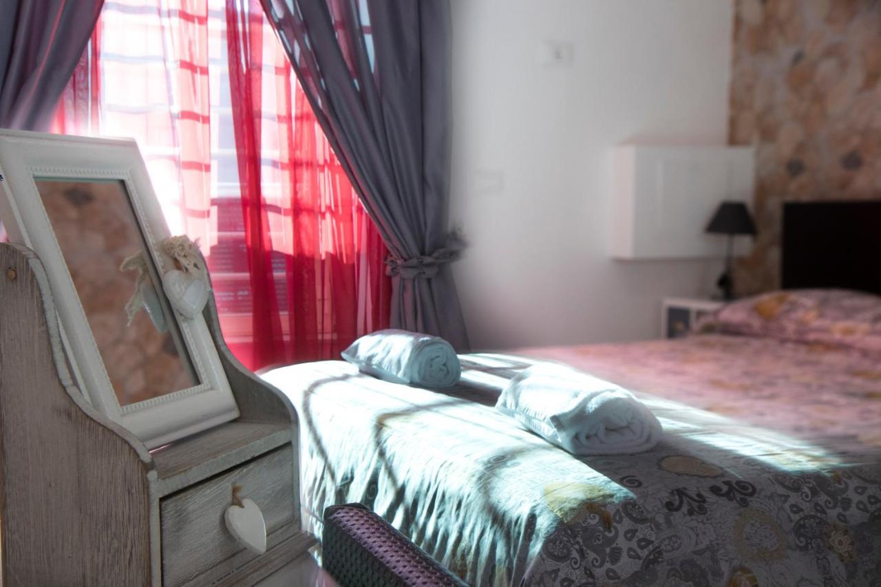 Megaride Santa Lucia Bed & Breakfast Napoli Dış mekan fotoğraf