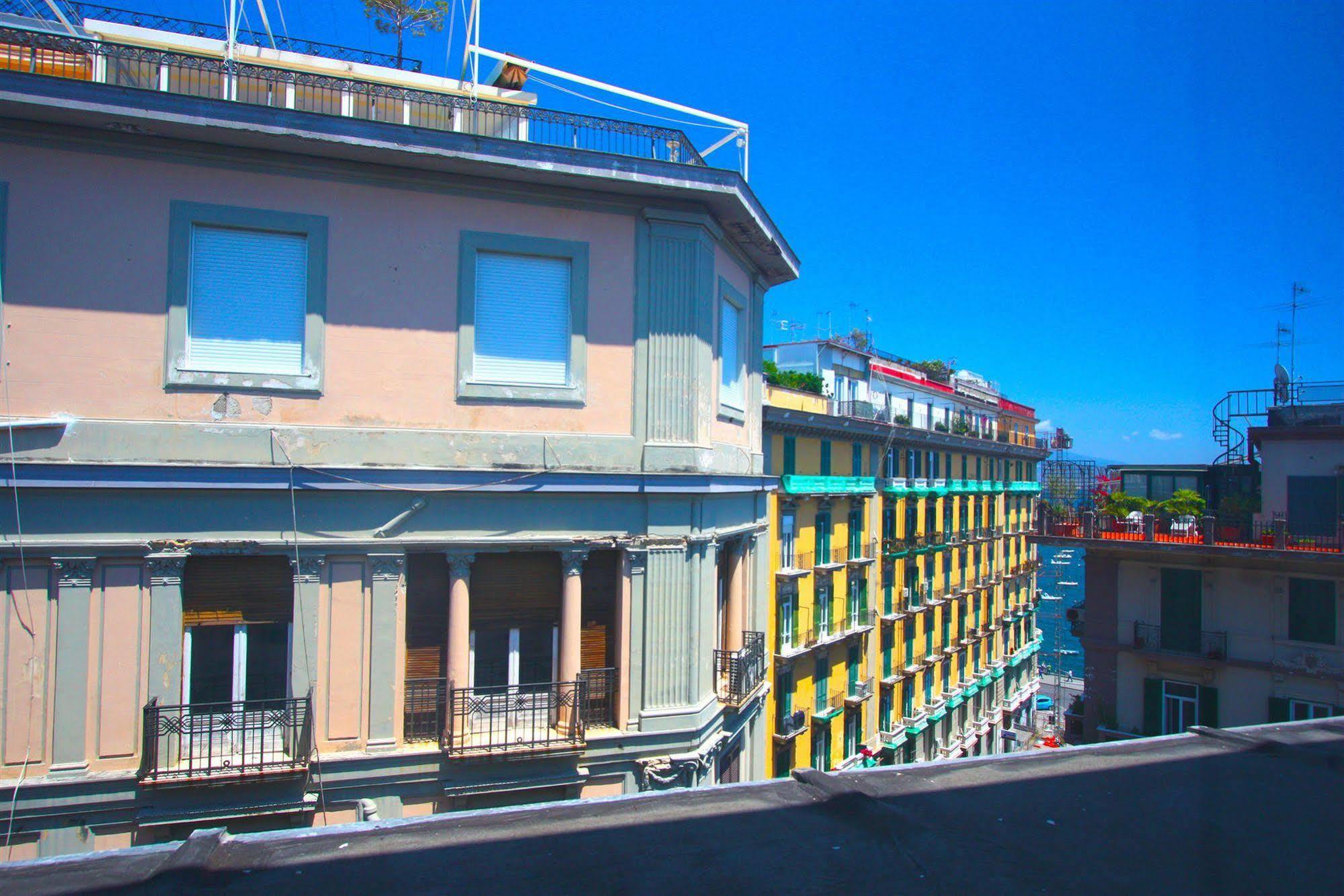 Megaride Santa Lucia Bed & Breakfast Napoli Dış mekan fotoğraf